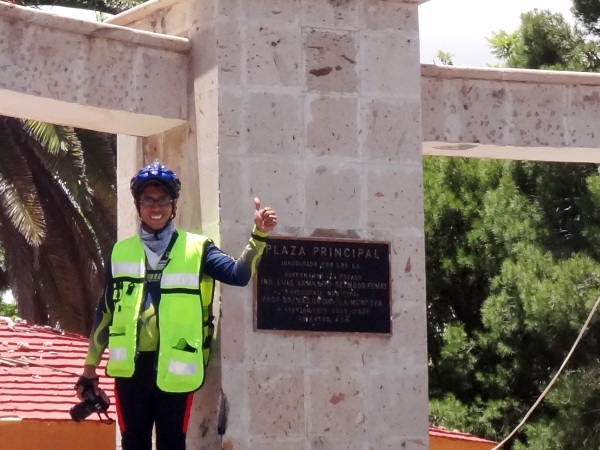 Delton, guía de ciclistas en Real de Asientos Ags.