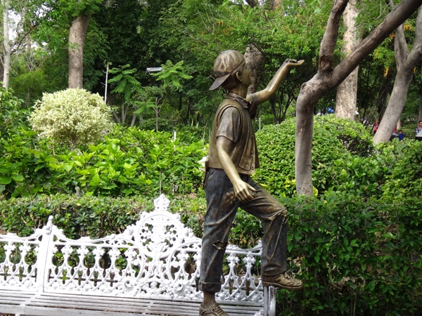 Escultura en el Jardín  San Marcos Ags.