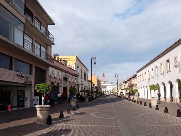 Aguascalientes, calle Venustiano Carranza, calle que pertenece al Camino Real de Tierra Adentro-Patrimono Cultural por la UNESCO 