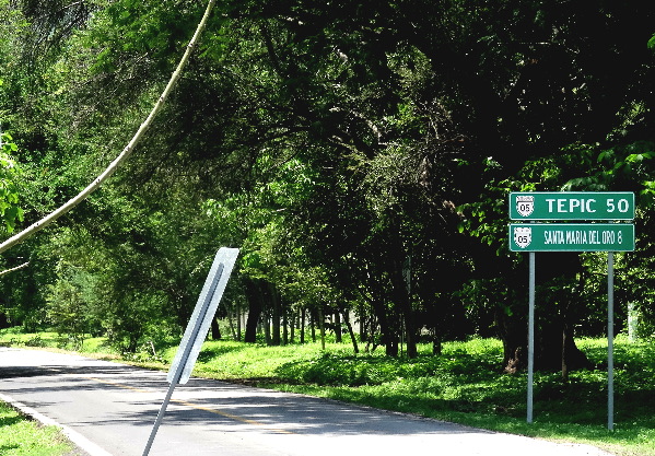Carretera Pueblo Santa María del Oro a Laguna del mismo nombre, Nayarit