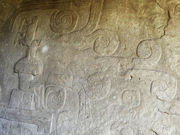 Chalcatzingo petrograbados o bajo relieves en roca, Zona Arqueológica Municipio Jantetelco Estado de Morelos
