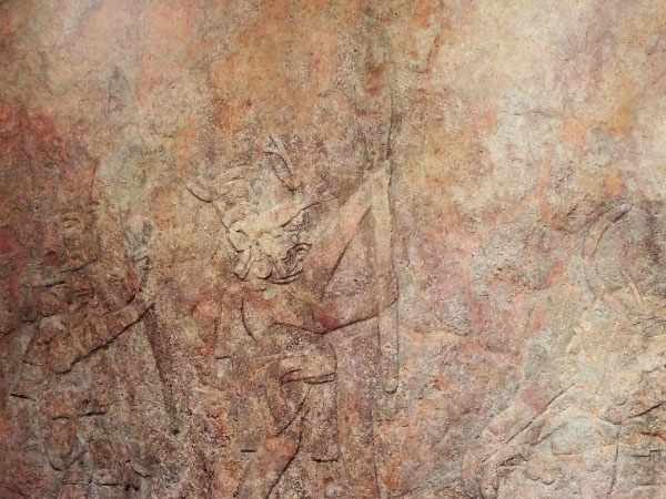 Chalcatzingo grabado en roca de silueta humana con bastón de mando. Municipio Jantetelco Estado de Morelos. Senderismo México en fotos