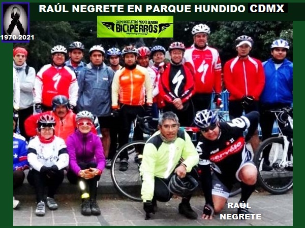 Raúl Negrete con Biciperros en Parque Hundido CDMX