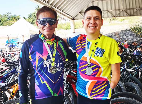 Coequiperos FitFat Bikers de Jonacatepec y MTB Sur de Jojutla, al terminar el 4to. Reto en Tehuixtla Estado de Morelos. Tranx Bike 