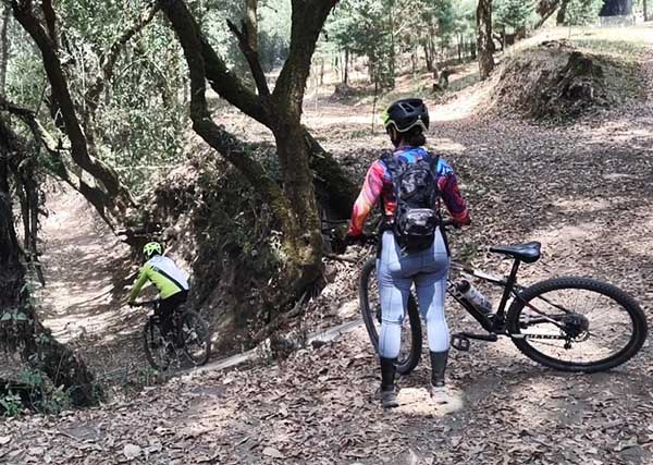 Ciclismo de Montaña FitFat Bikers en Bosque Esmeralda Amecameca EdoMex
