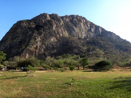 Cerro de Chalcatzingo Estado de Morelos. Cicloturismo México