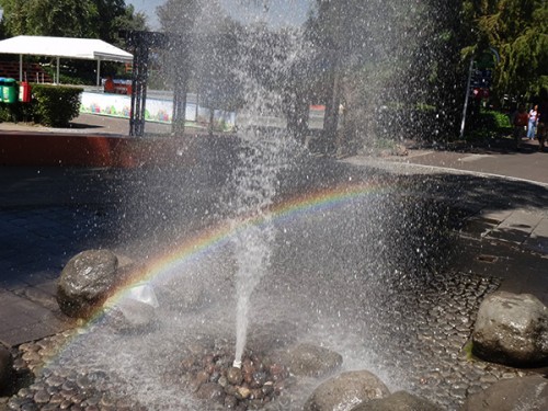 La fuente con arco iris 1, Parque Ecoturístico Xochitla