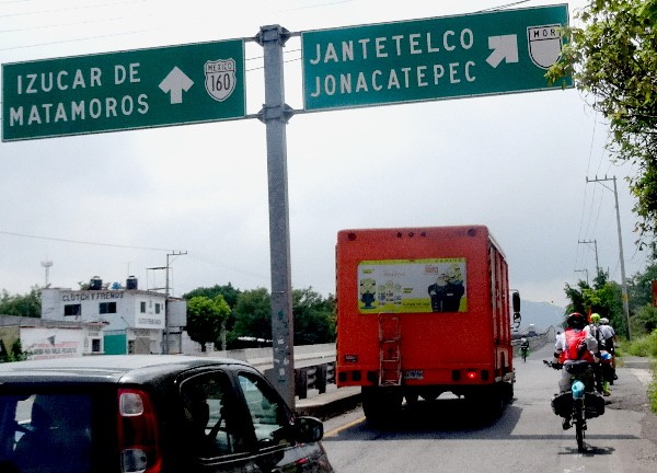 Rumbo a 4 caminos Amayuca Morelos.Ruta Chichimeca 2017