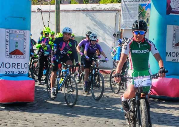 Belem Guerrero inica rodada MTB Zacualpan 2023, estado de Morelos. Grupo FitFat Bikers Jonacatepec